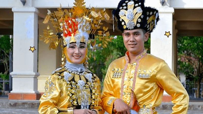 5 Ragam Pakaian Adat Sulawesi Utara, Busana Pengantinnya Unik dan Mewah! | Orami