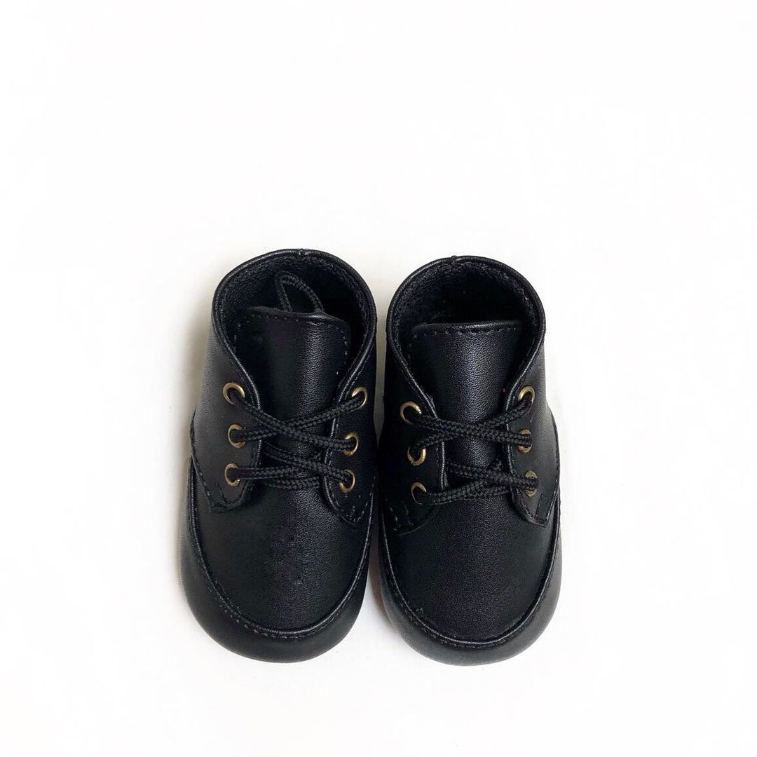 Tamagoo Sepatu bayi Prewalker Antislip - Tommy Black Boots Series Classic & Comfort - 1