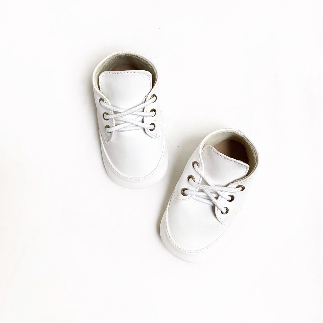 Tamagoo Sepatu bayi Prewalker Antislip - Tommy White Boots Series Classic & Comfort - 4