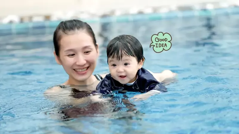 8 Manfaat Berenang bagi Perkembangan Bayi, Bisa Meningkatkan Fungsi Kognitif!