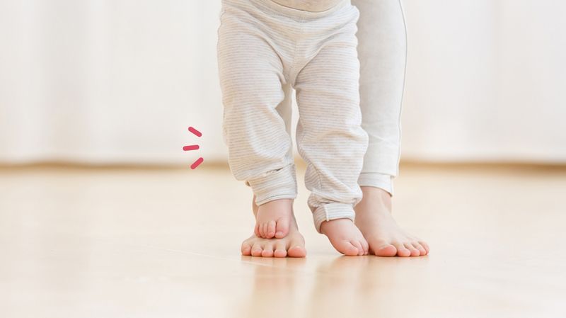 Langkah-langkah Menerapkan Barefoot pada Bayi yang Biasa Berkaus Kaki