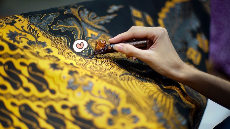 14 Motif Batik serta Artinya yang Berasal dari Beragam Daerah di Indonesia, Unik dan Cantik!