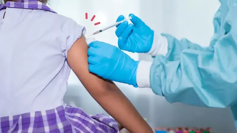 Imunisasi Anak Sekolah dasar, Seberapa Penting? Ini Kata Ahli!