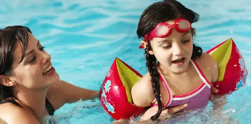 Manfaat Berenang untuk Membentuk Kepribadian Anak