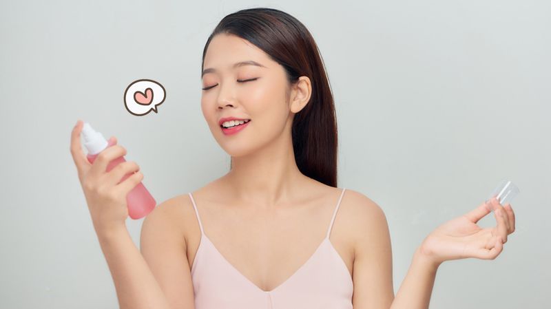 6 Rekomendasi Face Mist untuk Segarkan Wajah, Lembapkan Kulit dan Bikin Makeup Tahan Lama!