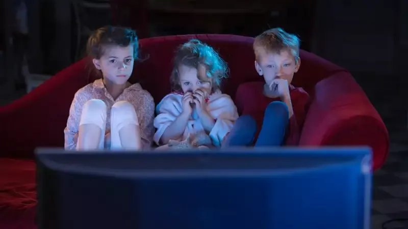 Sedang Banyak Film Horor Diputar, Jangan Ajak Anak Menonton! Ini 7 Pengaruh Buruknya