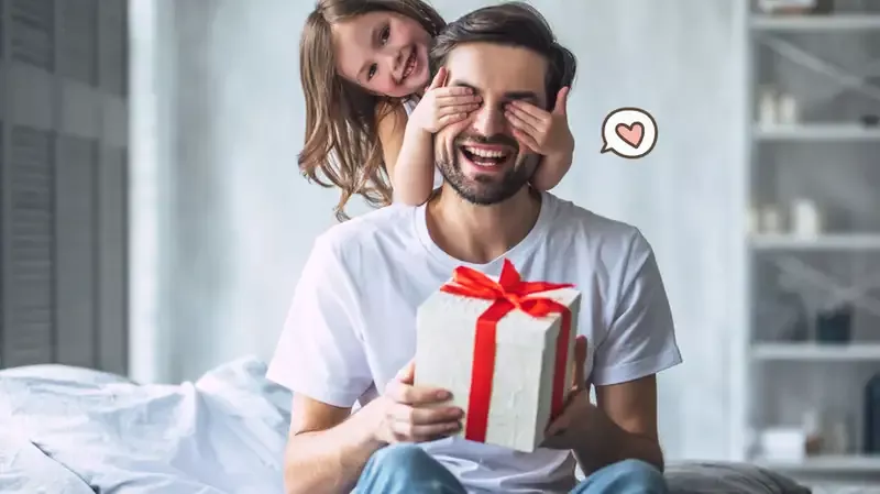 22 Kado untuk Ayah yang Berkesan dan Bermanfaat, Yuk Moms Berikan Hadiah untuk Dads!
