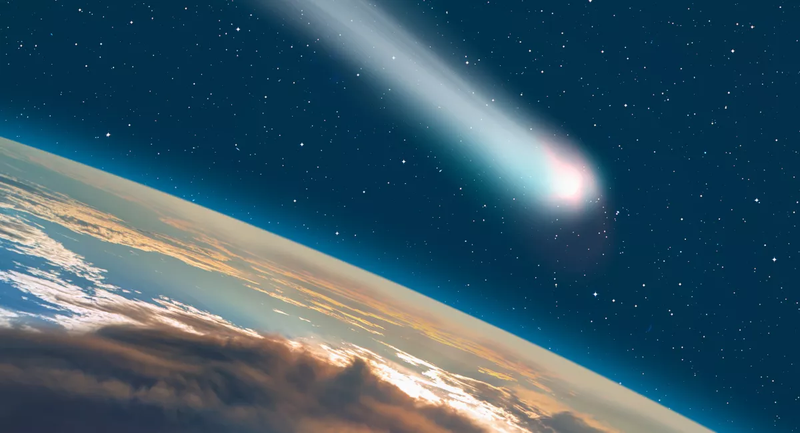 Mengenal Komet, Benda Langit Spektakuler yang Memiliki Ekor | Orami