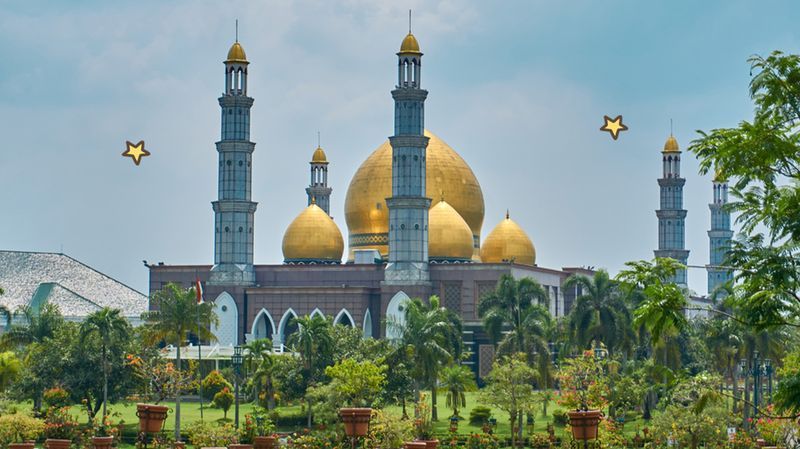 Masjid Kubah Emas Depok, Masjid Termegah di Asia Tenggara