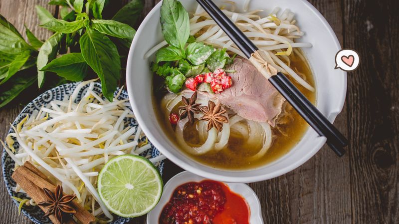10 Makanan Khas Vietnam yang Dapat Memanjakan Lidah
