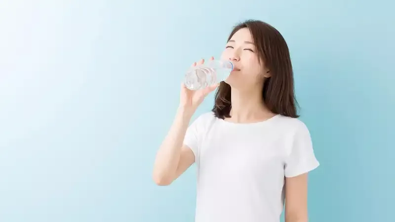 Mengapa Kita Perlu Cukup Minum Air?