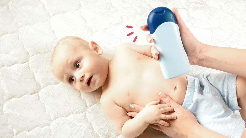 6 Langkah Mengatasi Kulit Bayi yang Mengelupas