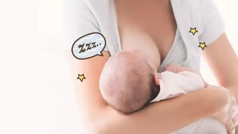 Menidurkan Bayi dengan Menyusui, Boleh atau Tidak?