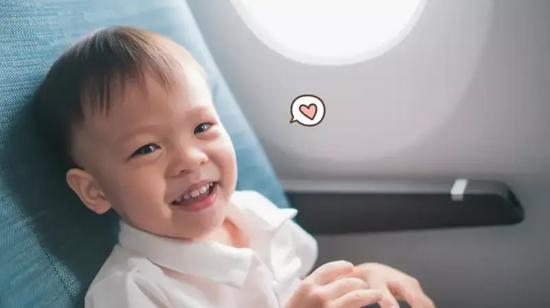 23 Tips Naik Pesawat Bersama Anak, Anti Tantrum dan Terkendali!