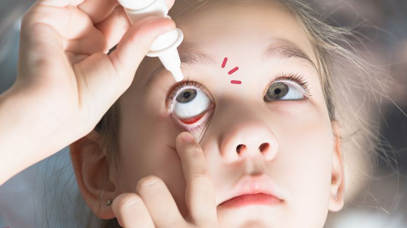 14 Rekomendasi Obat Tetes Mata Anak, Atasi Kemerahan hingga Infeksi