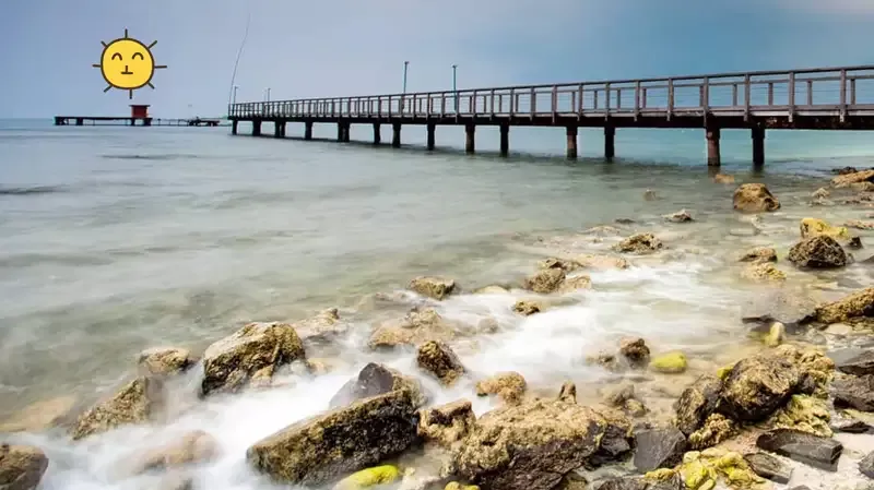 6 Rekomendasi Pantai di Banten, Keindahannya Bikin Terpukau