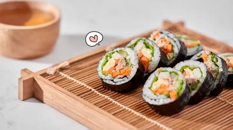 5+ Perbedaan Kimbab dan Sushi, Moms Lebih Suka Makan yang Mana?