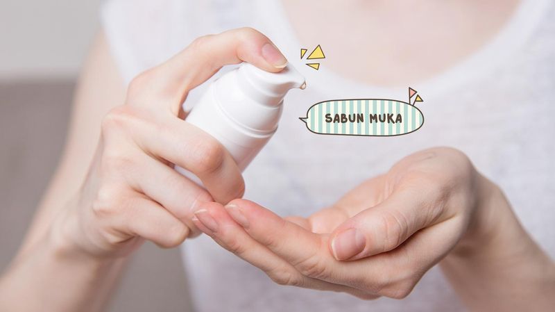 10 Rekomendasi Sabun Muka di Bawah 50 Ribu untuk Berbagai Jenis Kulit Wajah