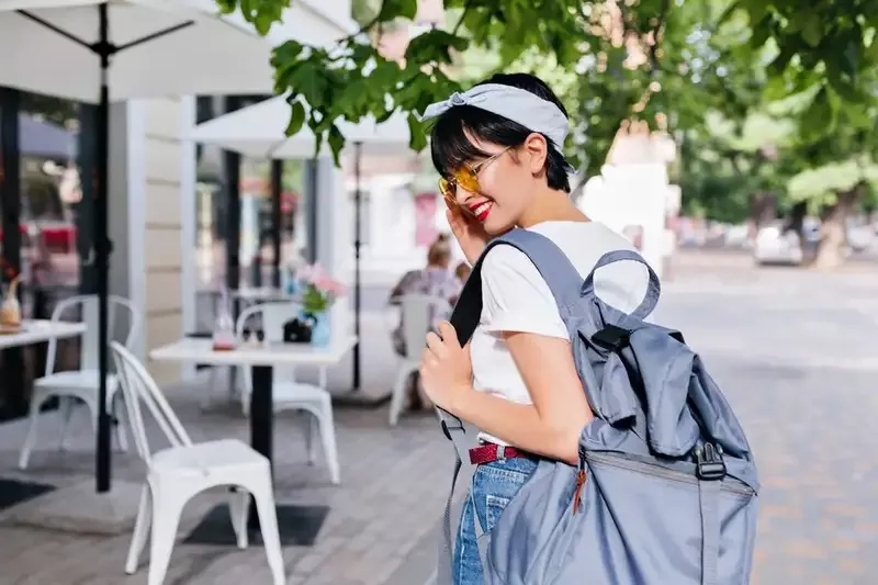 10 Rekomendasi Tas Ransel Laptop untuk Perempuan 