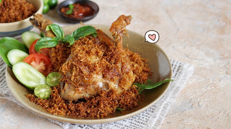7 Resep Ayam Serundeng, Nikmat Dimakan Bersama Nasi Hangat!