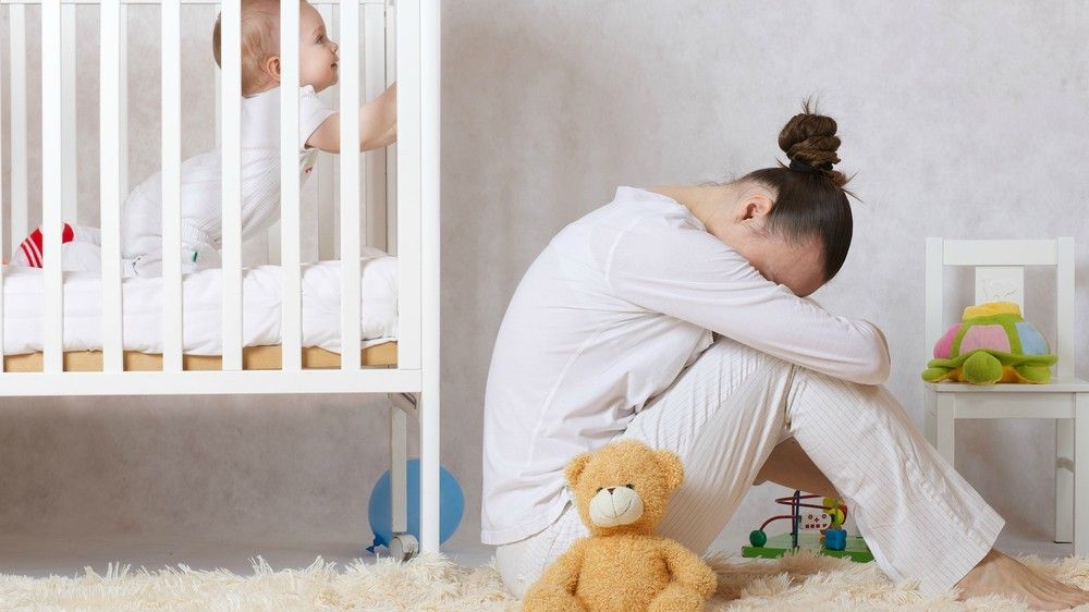 Seorang Ibu Bunuh Diri Akibat Postpartum Psychosis, Apa Bedanya Dengan Postpartum Depression?