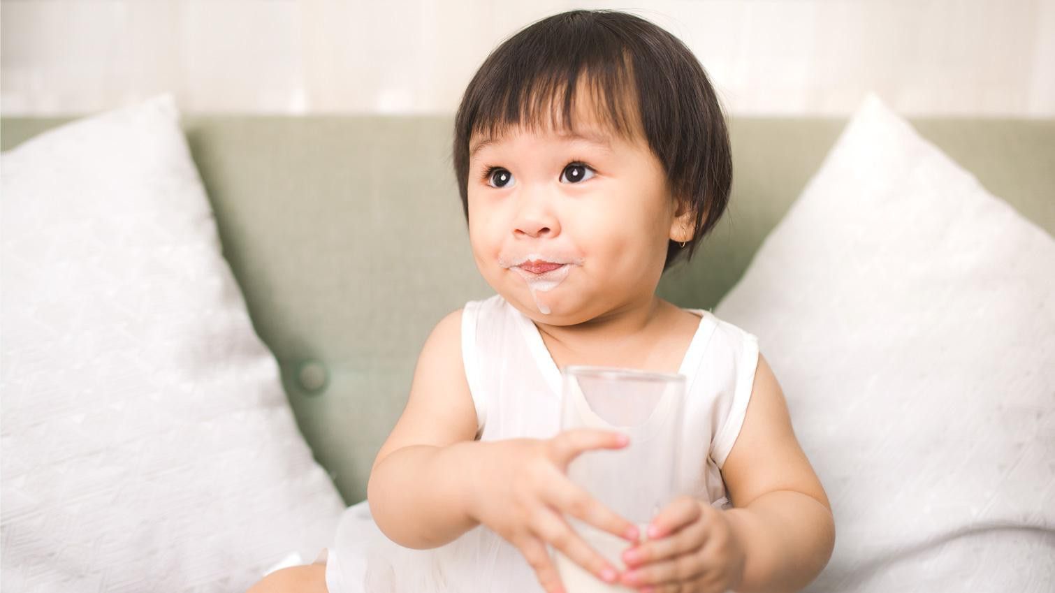 Susu Kental Manis Bukan untuk Diminum Anak-anak!