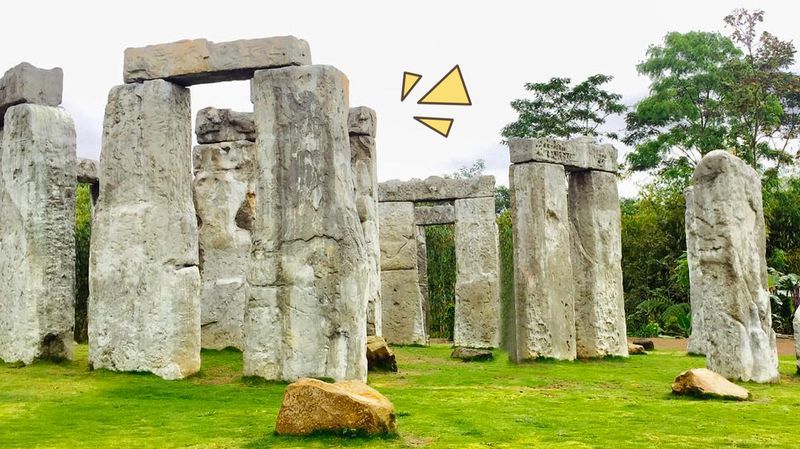 Liburan ke Objek Wisata Stonehenge Jogja, Replika Peninggalan Kuno dari Inggris