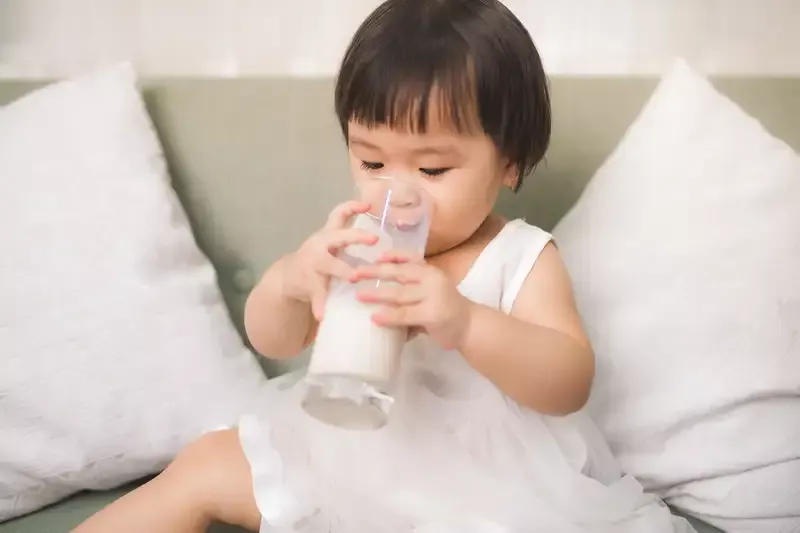 7 Rekomendasi Susu Penambah Berat Badan Anak, Bantu Si Kecil Tumbuh Ideal Sesuai Usianya