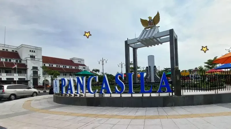 Taman Pancasila Tempat Wisata Warga Tegal Yang Dekat Dengan Stasiun