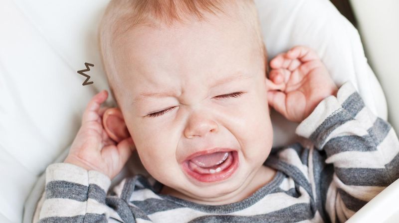Ini 5 Penyebab Telinga Bayi Keluar Cairan Seperti Ingus, Tak Selalu Karena Infeksi,