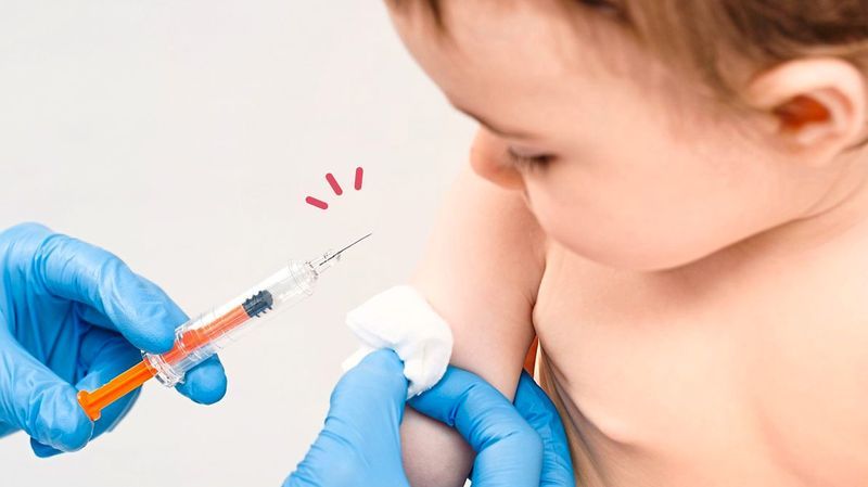 Vaksin Campak: Manfaat, Efek Samping, dan Waktu Pemberian yang Tepat