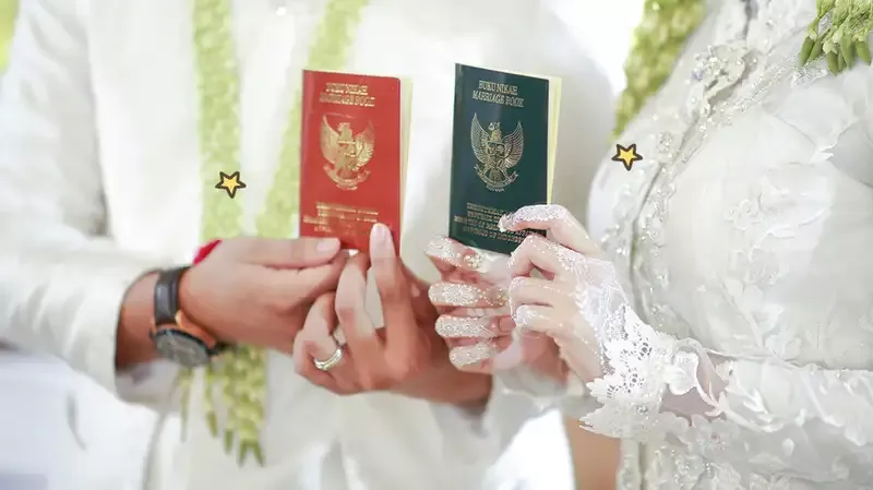 Kenali Perbedaan Warna Buku Nikah agar Tidak Keliru Page All | Orami