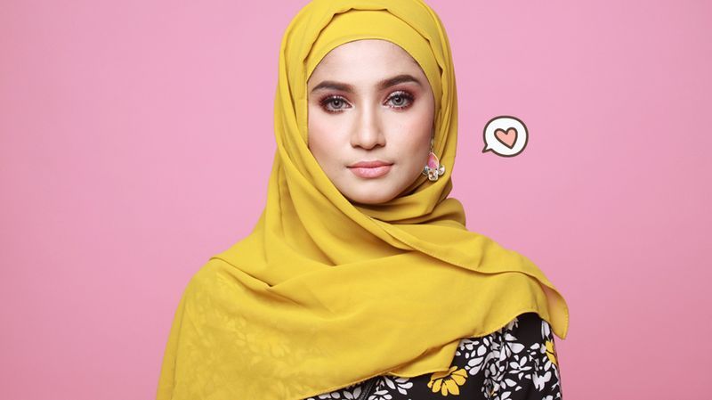 9+ Warna Hijab Kekinian yang Wajib Dimiliki, Sudah Punya yang Mana Moms?
