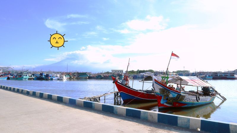 10+ Destinasi Wisata Cirebon yang Hits, Ada Pantai Kejawanan, Batu Lawang, dan Telaga Niren
